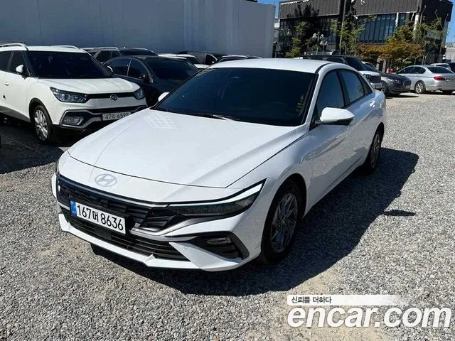 Фотография автомобиля — Hyundai Avante CN7