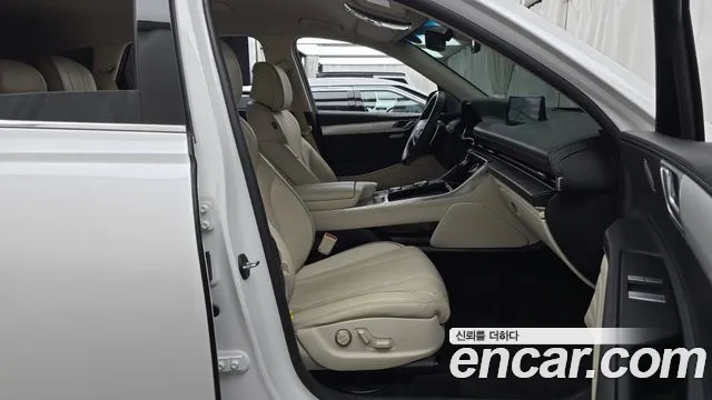 Genesis GV80 — Фото автомобиля 16