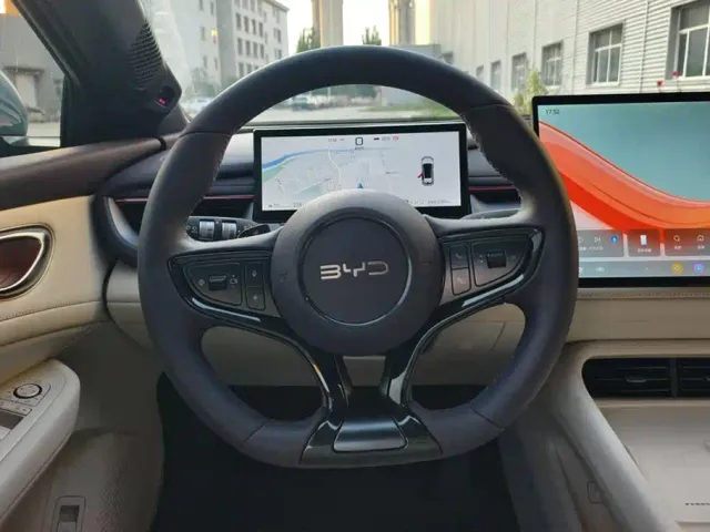 BYD Seal 06 GT — Фото автомобиля 15