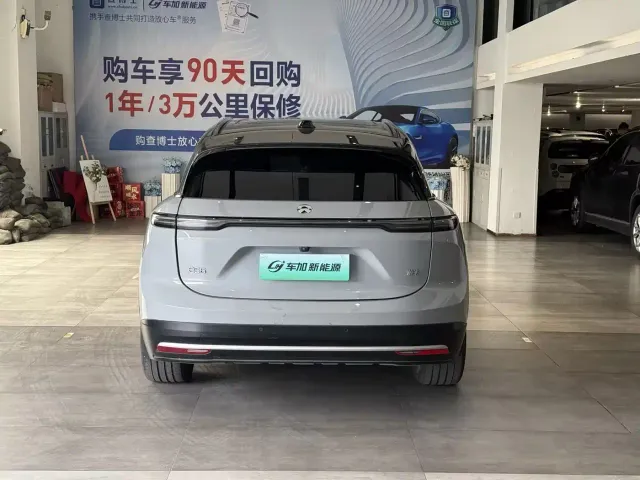 Nio ES6 — Фото автомобиля 8