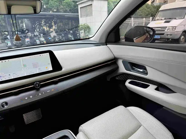 Nissan Ariya — Фото автомобиля 15