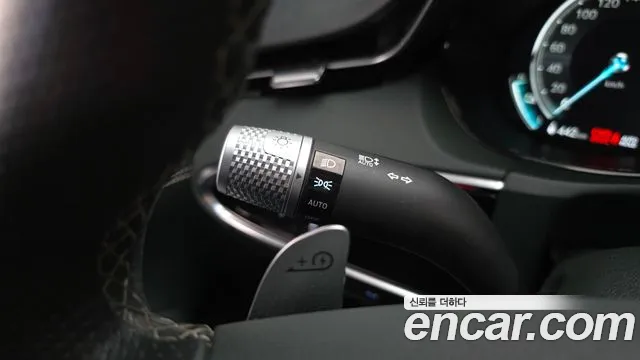 Genesis GV70 Electrified GV70 — Фото автомобиля 29