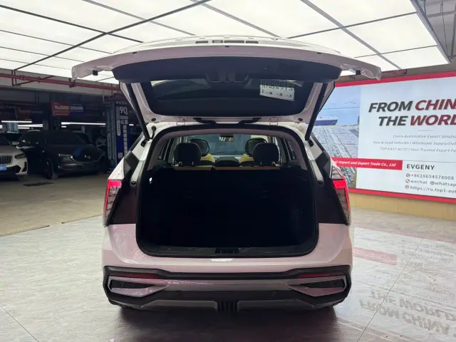 Geely Boyue L — Фото автомобиля 15