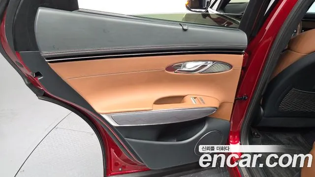 Genesis GV70 2.5T Бензин AWD — Фото автомобиля 25