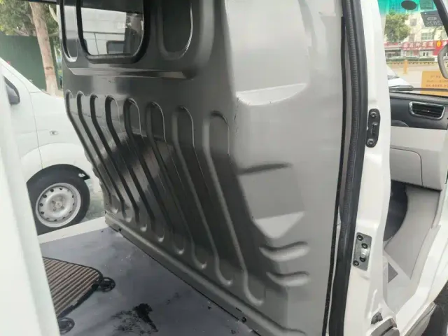 Jinbei New Hiace S — Фото автомобиля 17
