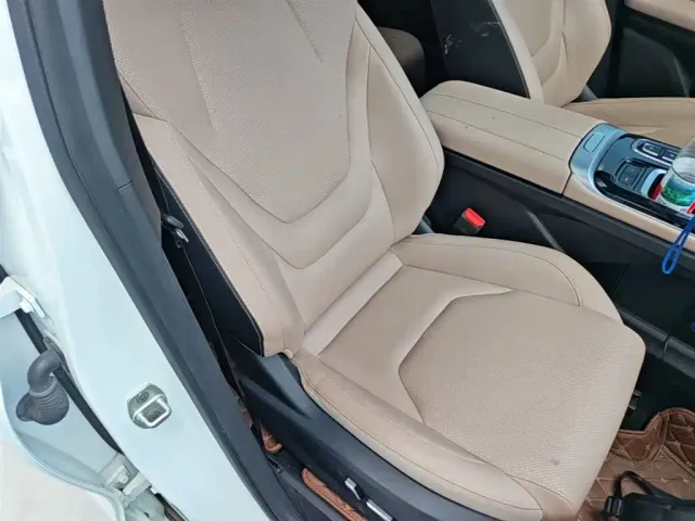 JAC Motors JAC QX PHEV — Фото автомобиля 24