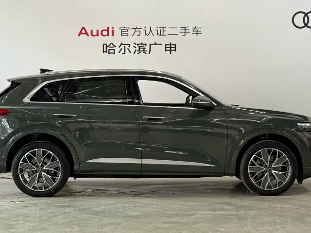 Audi Q5L — Фото автомобиля 5