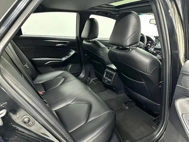 Toyota Avalon — Фото автомобиля 6