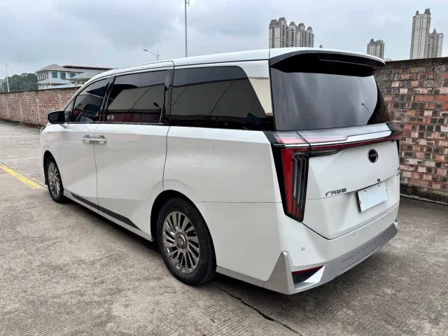 GAC Trumpchi M8 — Фото автомобиля 5