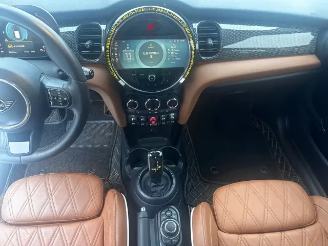 MINI Hatch — Фото автомобиля 6