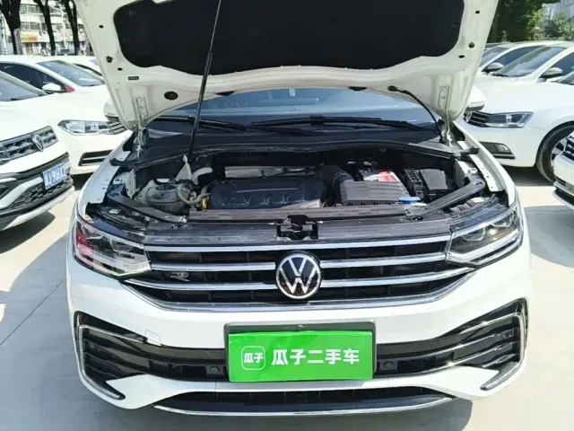 Volkswagen Tiguan L — Фото автомобиля 19