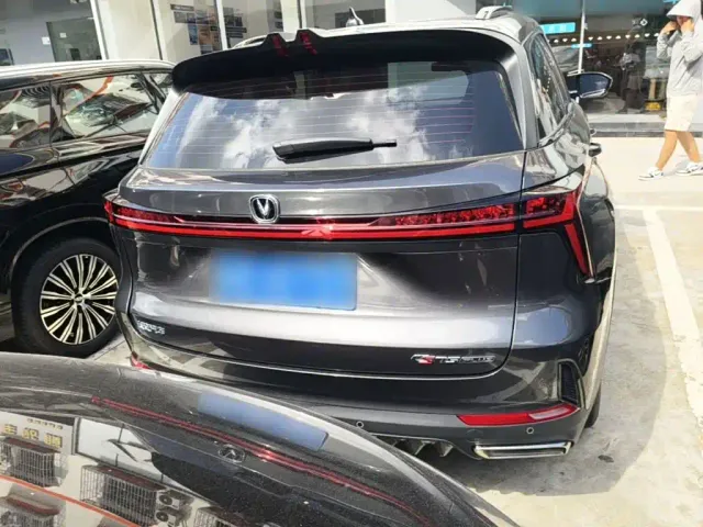 Changan CS75 Plus — Фото автомобиля 3