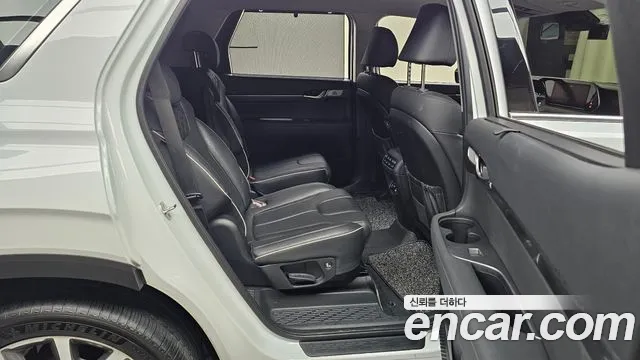 Hyundai Palisade Palisade Дизель 2.2 2WD — Фото автомобиля 12