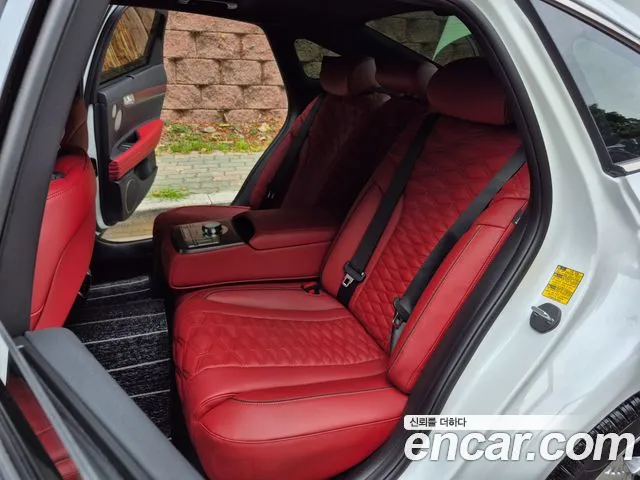 Genesis G80 Бензин 2.5 турбо AWD — Фото автомобиля 17