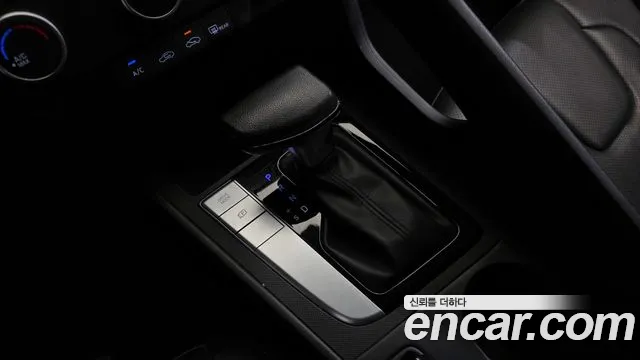 Hyundai Avante CN7 — Фото автомобиля 9