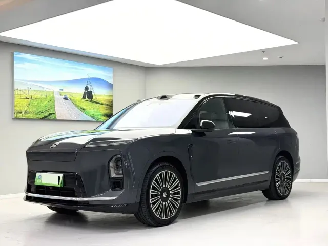 Фотография автомобиля — Nio ES8