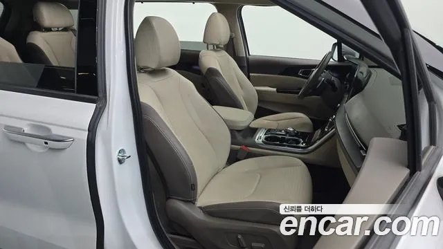 Kia Canival Carnival 4 поколение Бензин 7 мест Signature — Фото автомобиля 24