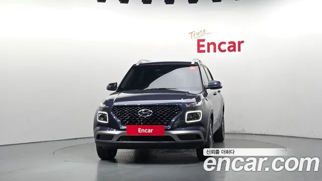 Hyundai Venue — Фото автомобиля 3