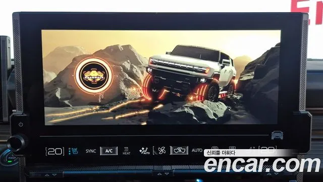 GMC Hummer EV — Фото автомобиля 17