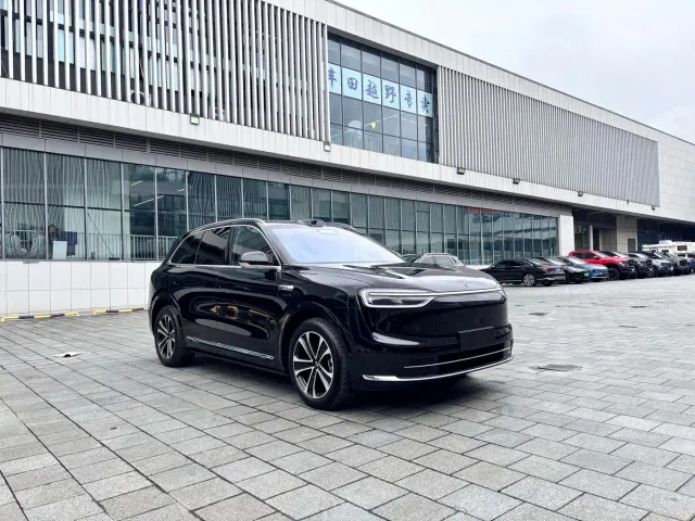 Aito M7 — Фото автомобиля 3