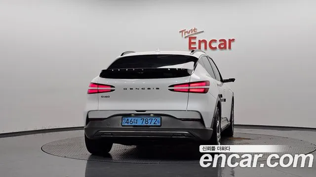 Genesis GV60 — Фото автомобиля 4