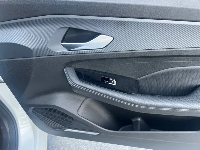Geely Binrui — Фото автомобиля 13