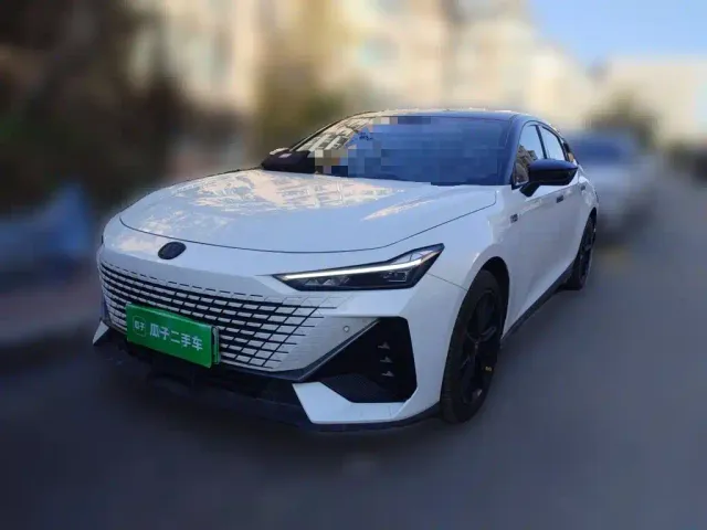 Фотография автомобиля — Changan UNI-V