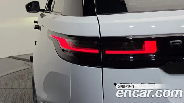 Land Rover Range Rover Velar — Фото автомобиля 23