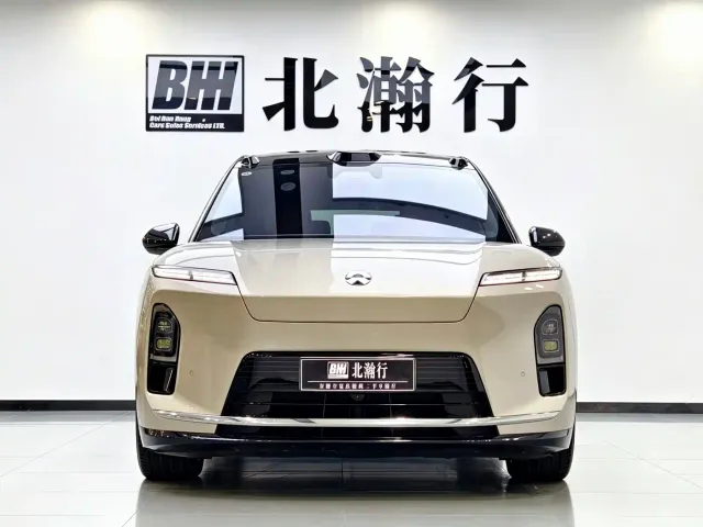 Nio ES8 — Фото автомобиля 2