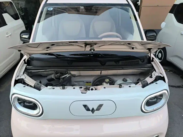 Wuling Hongguang Mini EV — Фото автомобиля 19