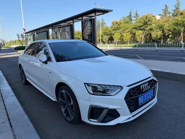 Audi A4L — Фото автомобиля 2