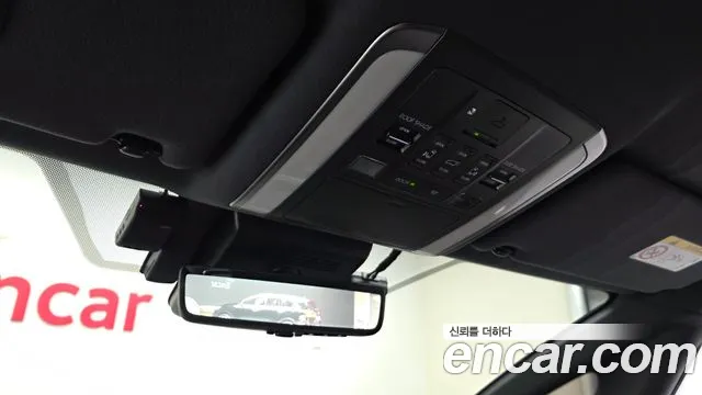 Toyota Alphard — Фото автомобиля 17