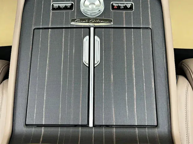 Lincoln Navigator — Фото автомобиля 27