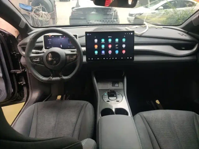 BYD Seal 06 GT — Фото автомобиля 10