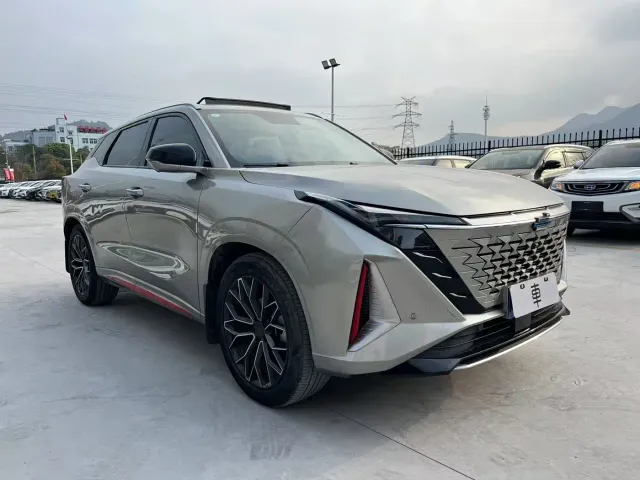 Changan Z6 — Фото автомобиля 3