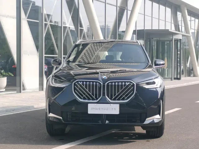 BMW X3 — Фото автомобиля 2
