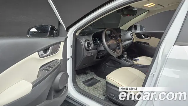 Hyundai Kona — Фото автомобиля 10