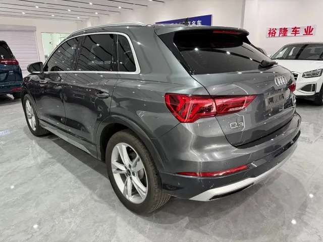 Audi Q3 — Фото автомобиля 4
