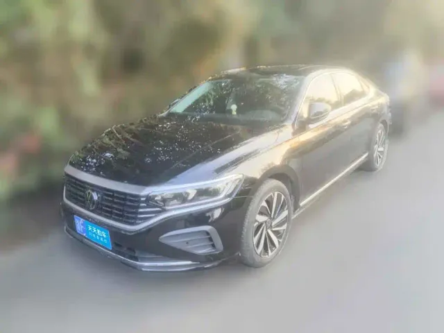 Фотография автомобиля — Volkswagen Passat