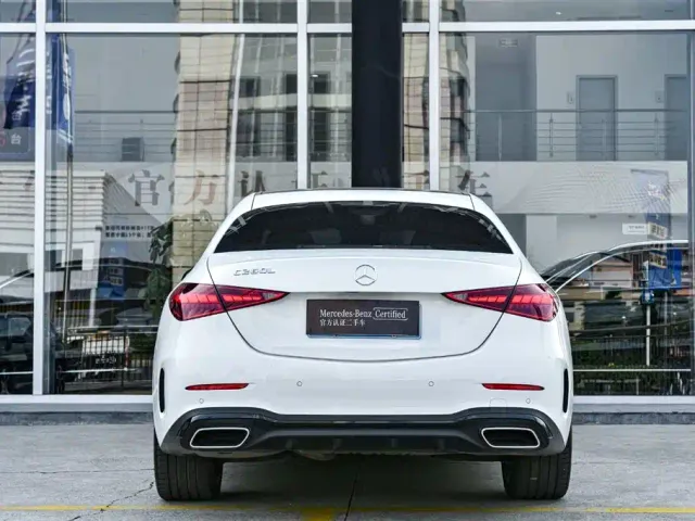 Mercedes-Benz C-Class — Фото автомобиля 4