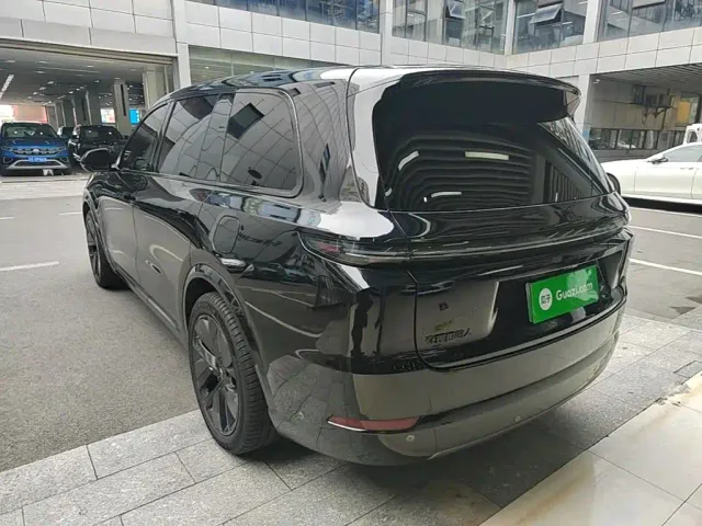 Li Auto L9 — Фото автомобиля 4