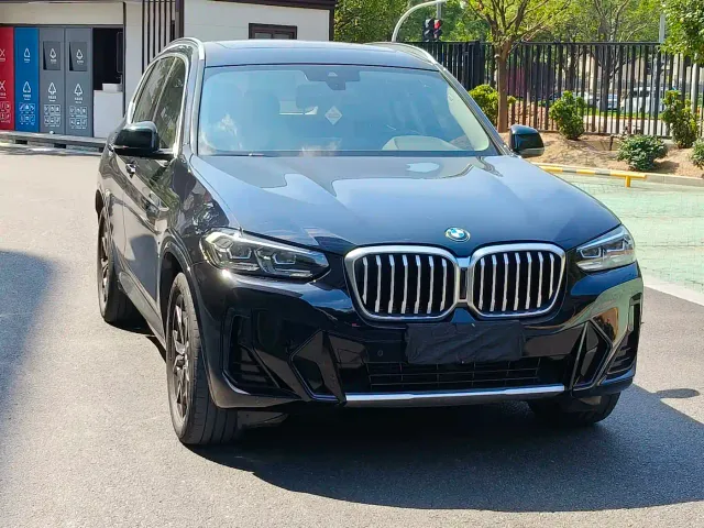 BMW X3 — Фото автомобиля 3