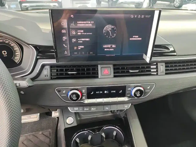 Audi A4L — Фото автомобиля 12