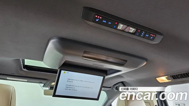 Toyota Sienna — Фото автомобиля 18