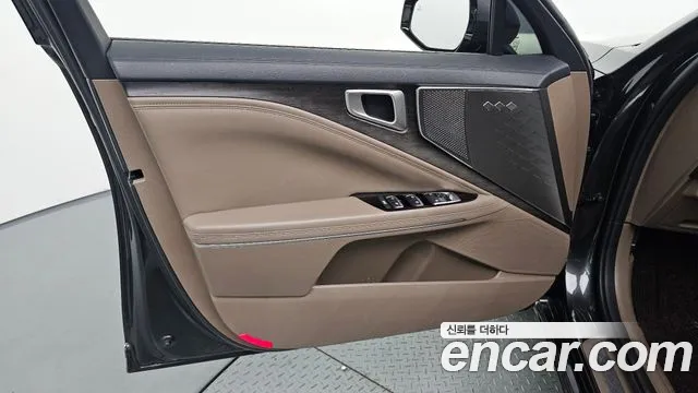 Kia K8 — Фото автомобиля 13