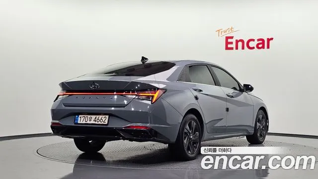 Hyundai Avante CN7 — Фото автомобиля 2