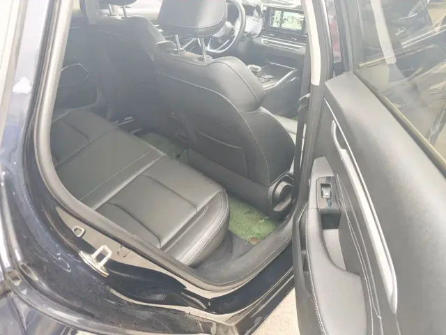 Geely Emgrand — Фото автомобиля 12