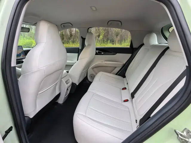 Geely Starry Wish — Фото автомобиля 11