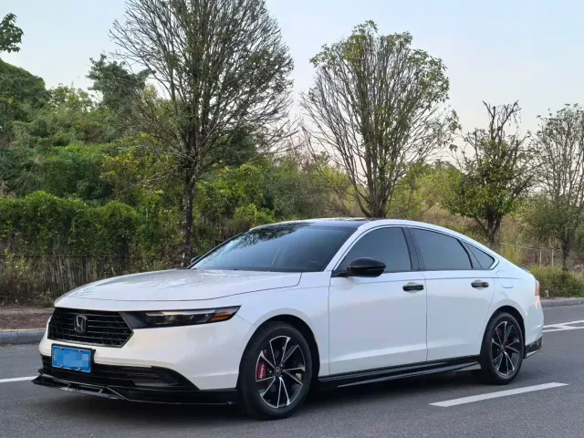 Фотография автомобиля — Honda Accord
