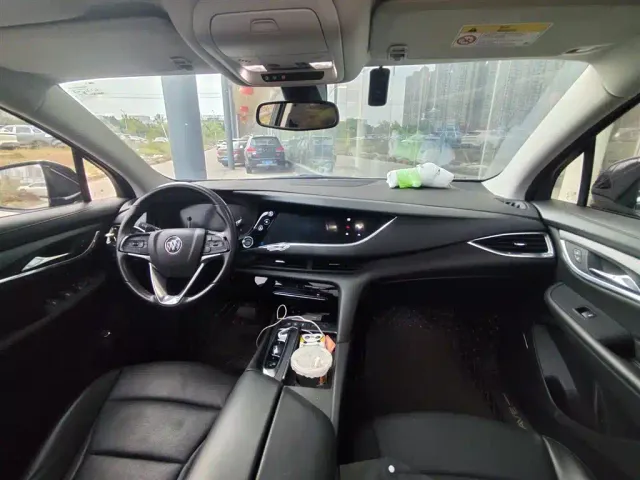 Buick Enclave — Фото автомобиля 5